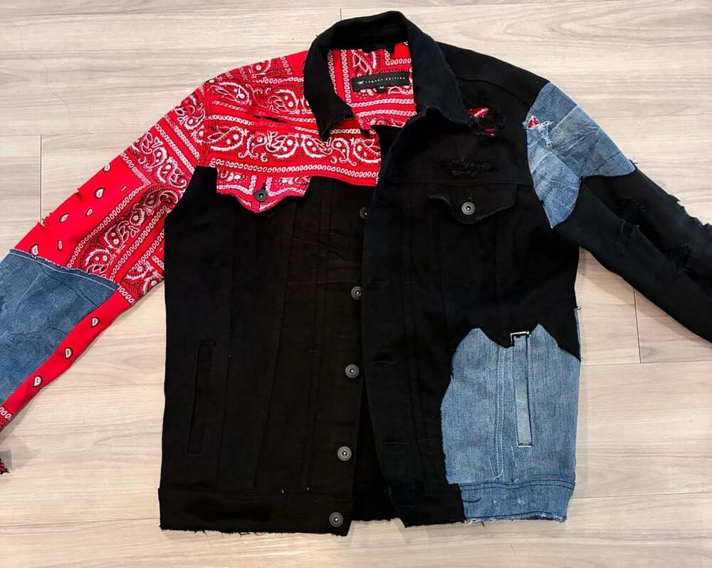 Legacy Edition Men's Black Red Bandana Patchwork Denim Trucker Jacket Size M